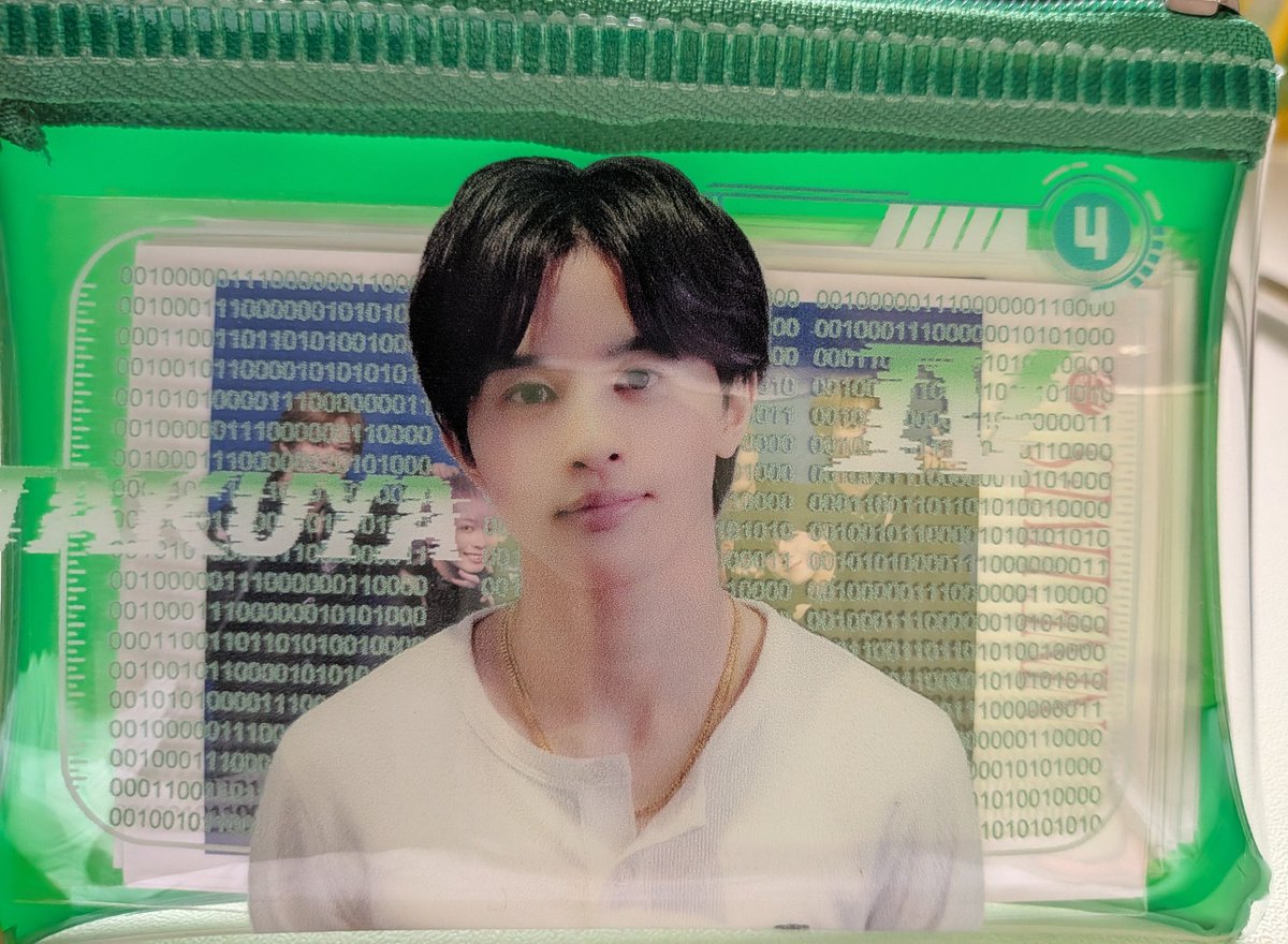 草川拓弥に守られてる超特急の構図できてアツい❤️‍🔥タクヤさんに