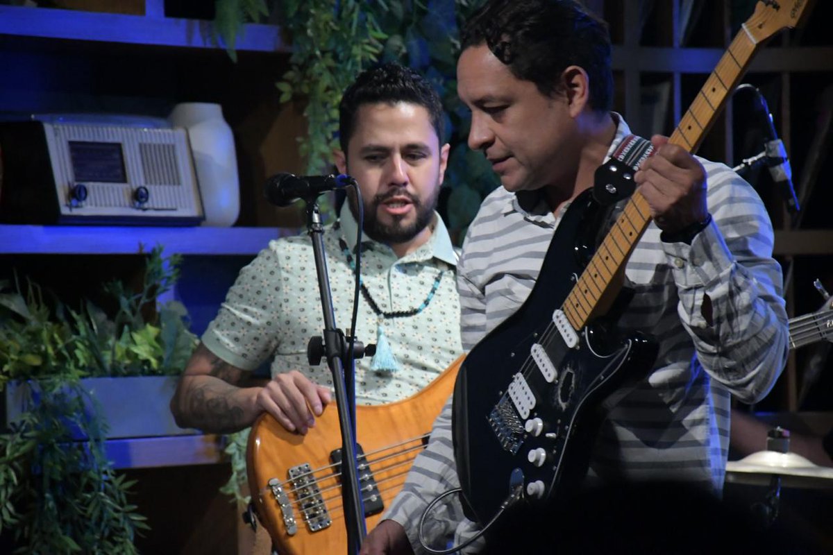 EspejoDelPoder_'s tweet image. Con Crimen, de Cerati, fundadores de Los Aguas Aguas lanzan su nueva banda: “Easy &amp;amp; Tropical Machine” espejodelpoder.com/con-crimen-de-… a través de @EspejoDelPoder_