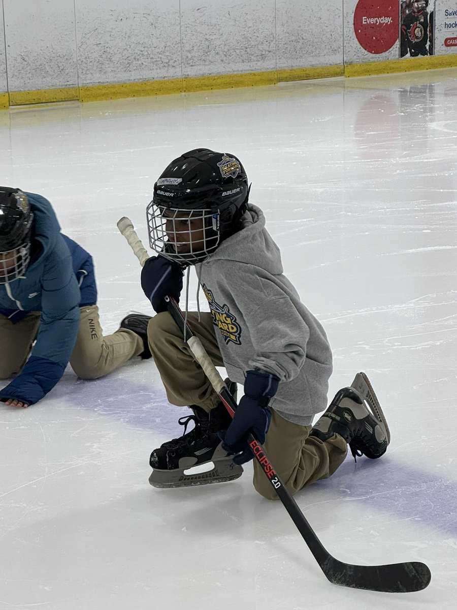 Alicia Davis tweet media