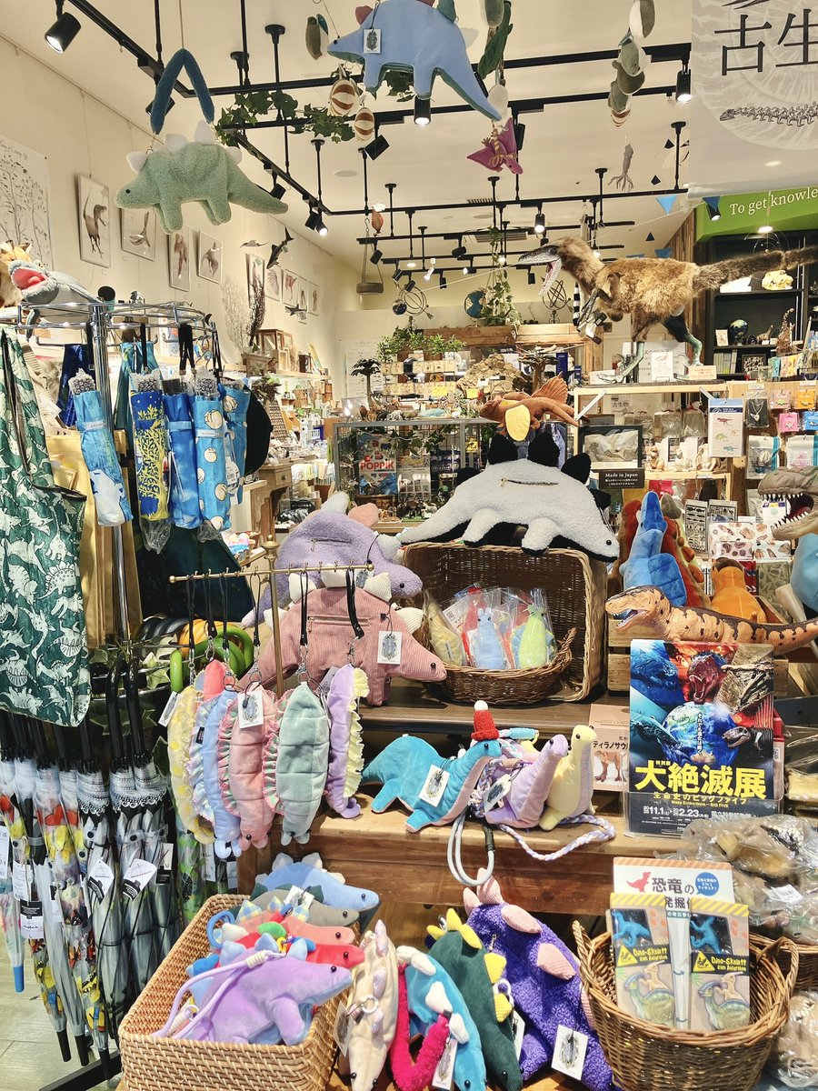 THESTUDYROOMuen's tweet image. 皆さまのご来店お待ちしております🌟