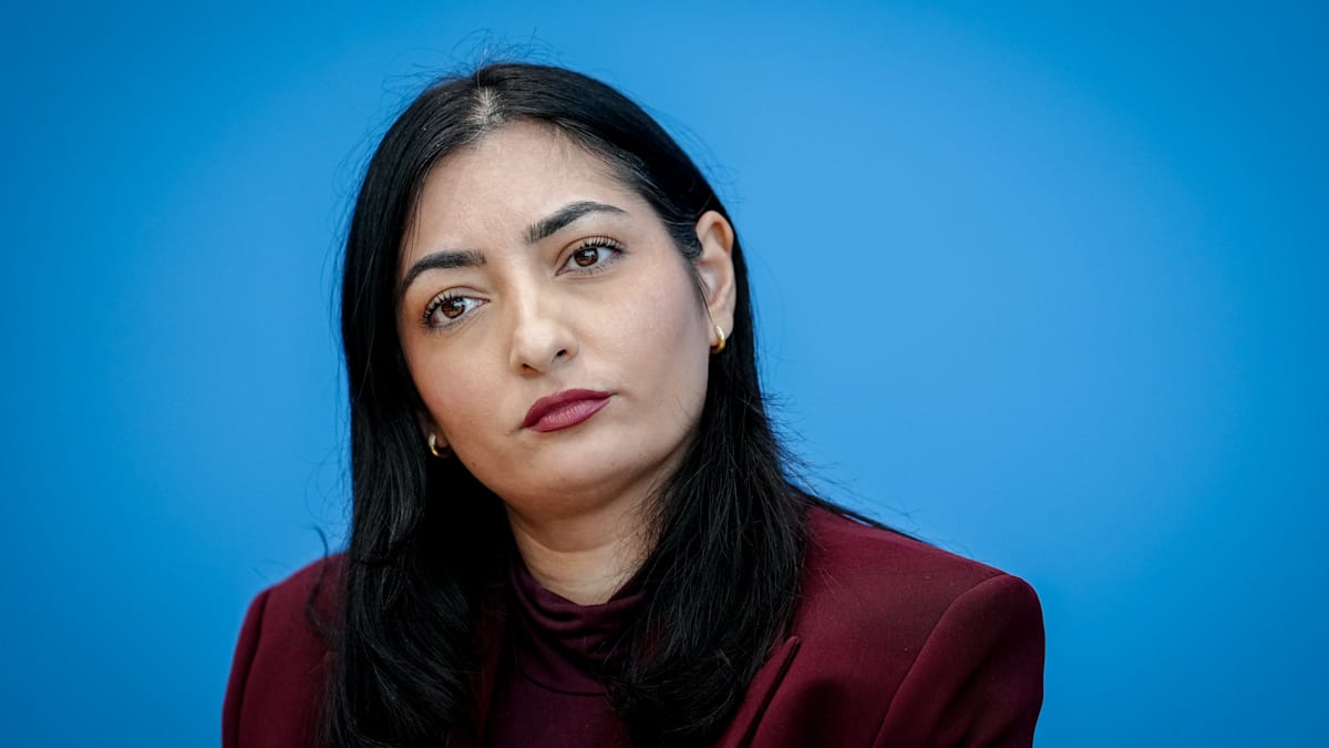 welt's tweet image. Schwarz-rote Koalition streitet über Finanzierung von Atomkraftwerken für arme Länder to.welt.de/E4n0lVr