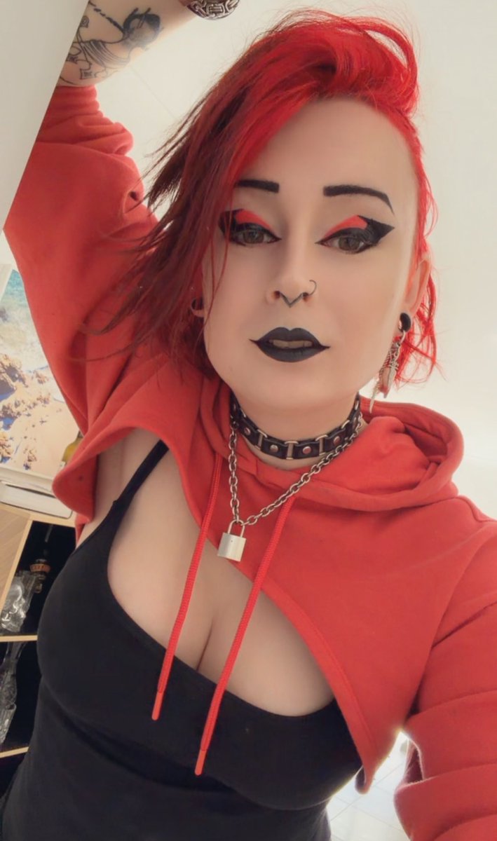 Being hot and confident makes weak men angry ♥️

Twitch.tv/rin_vixen