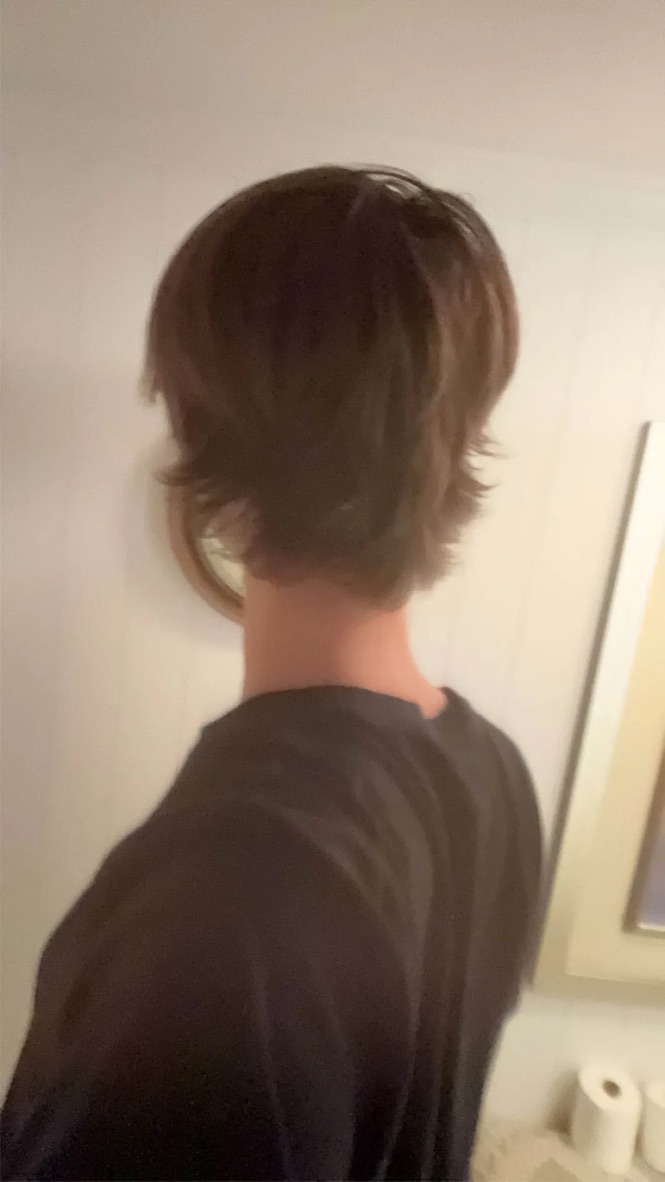glitterfre63740's tweet photo. @Arstancharts @jade_btx @imjadenicolee U cant talk on anyones mugnor hair bc ur transphobic family cut off all your hair you ugly fuck https://t.co/TjYATUyVJm