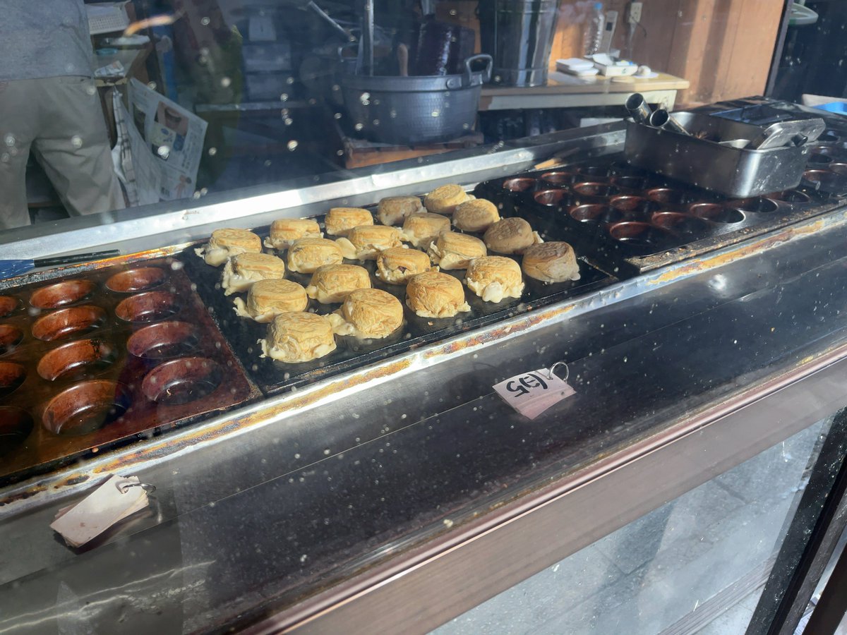 udon01410141's tweet image. 食後のデザートはさのやの今川焼き