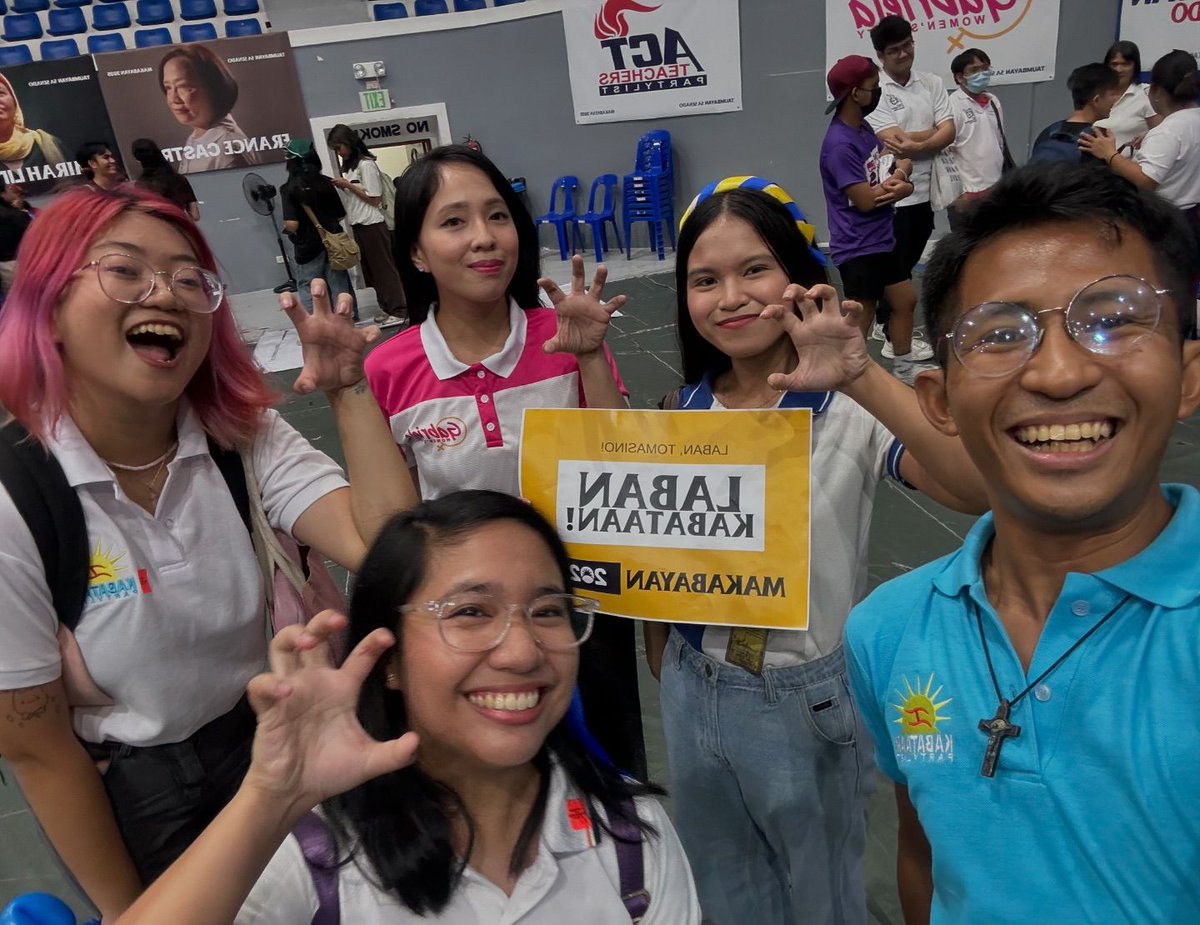 ibet_vg's tweet image. #LabanGabriela Super Smile Congresswoman 💖 Sarah Elago 💖 ikarmot ang 2 bratenela si Tabachoy #SaraDuterte at saka si Senador Baba Imee Marcos dahil sa nag-ngawngaw ng bunganga ang 2 bratenela.

#Dutertepanagutin
#DuterteSalot