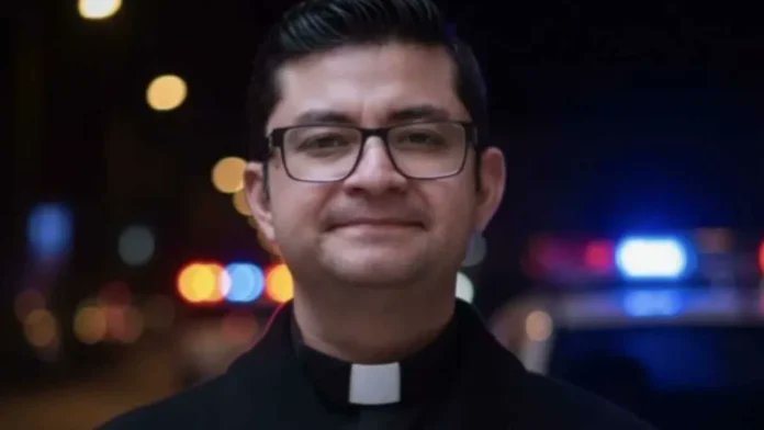 EspejoDelPoder_'s tweet image. Revela Fiscalía de Edomex que sacerdote asesinado había contratado a una escort espejodelpoder.com/revela-fiscali… a través de @EspejoDelPoder_