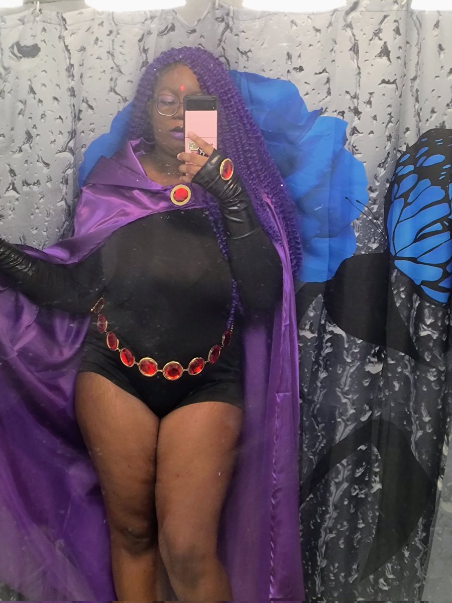 GothicSauce_Cosplays tweet media