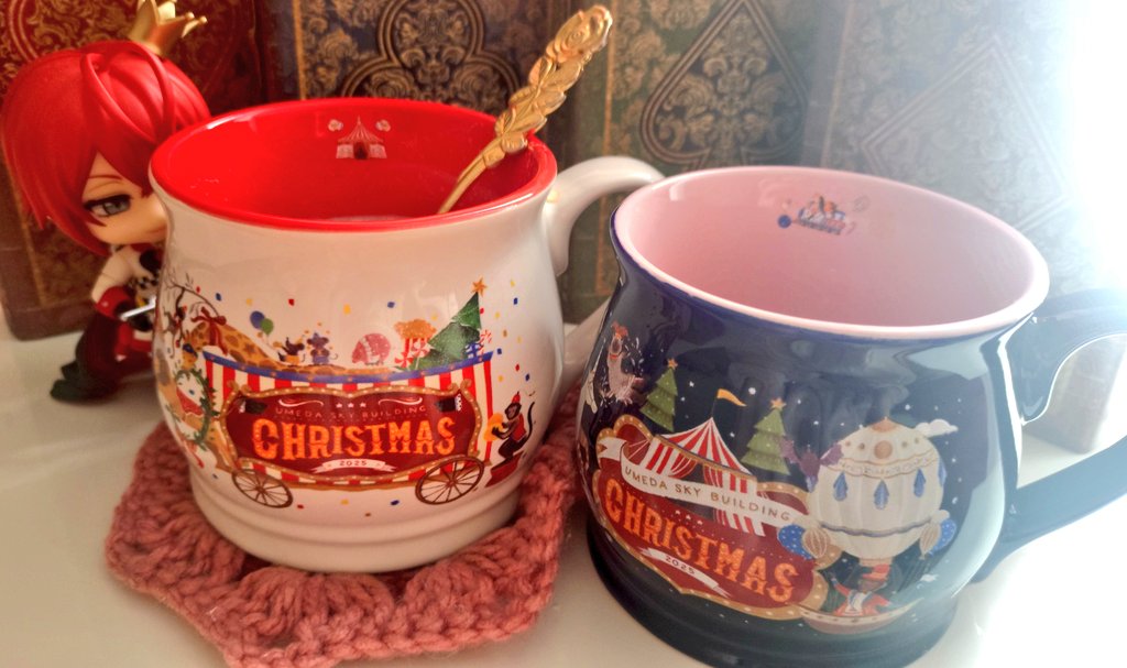 そういやスカイビルのクリスマスマーケット限定マグカップ買えました