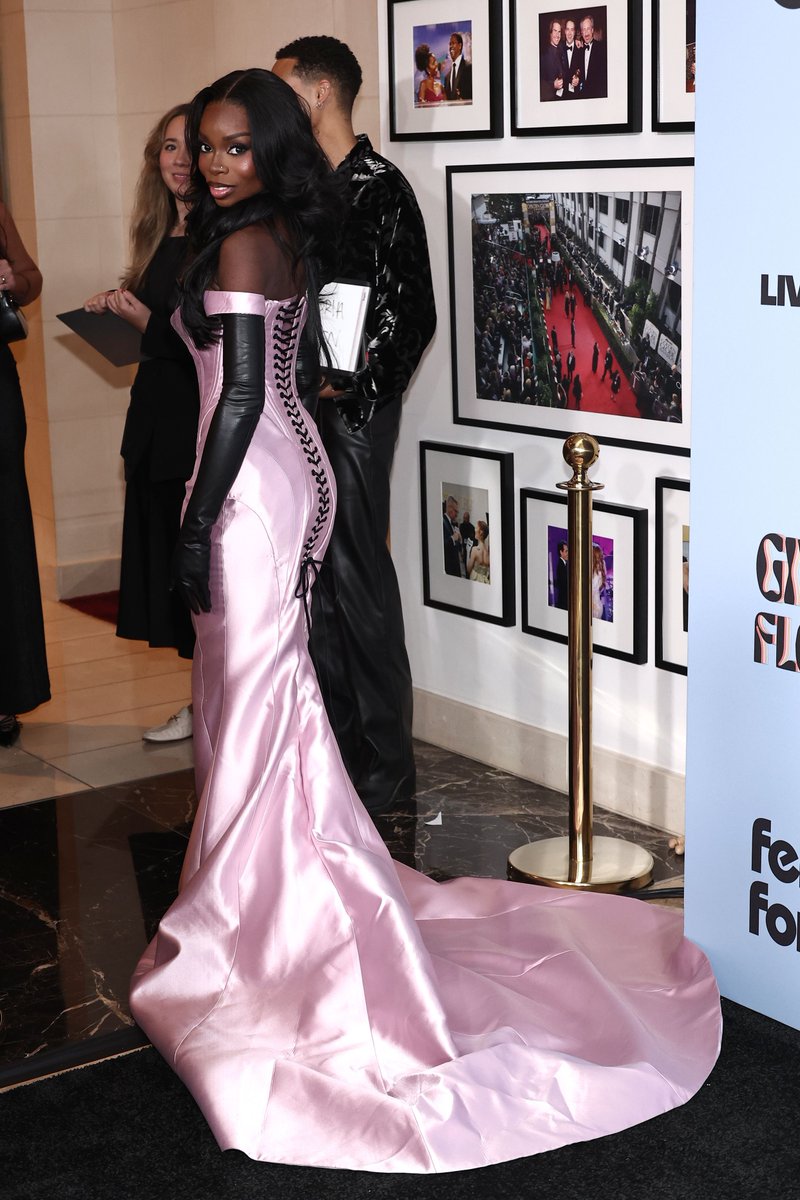 metgalacrave's tweet image. Olandria Carthen at the Give Her FlowHERS Gala 2025.