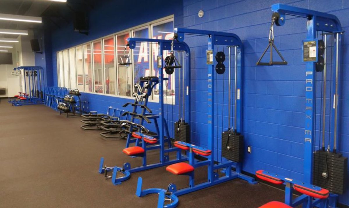 Outstanding opportunity to join a great district! ⚓️🏈 

✅Great admin
✅Top notch facilities 
✅Hard working athletes
✅Opportunity to lead &amp; grow daily
✅Beach, sunrises, sunsets, mild temps! 

Email info: jay.zeller@brazosportisd.net 

<a href="/THSCAcoaches/">THSCA</a> <a href="/OfficialTHSADA/">THSADA</a>