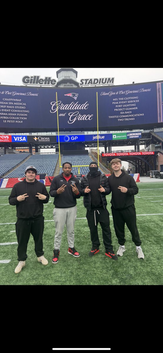 Tune in on Saturday on ESPN+ @ 12:00! <a href="/thebigrig821/">DeQueze Fryer</a> <a href="/MychalStillwell/">Mychal Stillwell</a> <a href="/jarrettbenson7/">jarrett.benson</a>