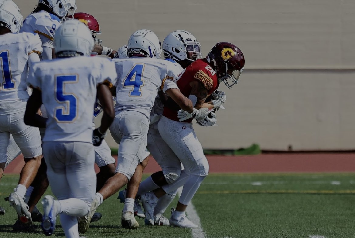 MOVE THE PILE! 
looking for a home 🏠
5’11 185 lbs Running Back 🏈
Average 4.9 YPC  <a href="/DPTheRecruiter/">Coach Parks</a> <a href="/GLENDALE_GRIT/">VAQS_Coach_Farwell_OAVAAV</a> <a href="/GlendaleCollege/">Glendale Community College Football</a>