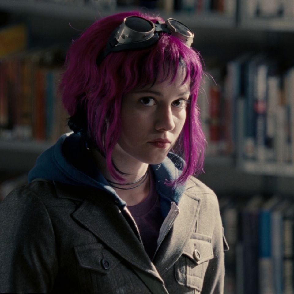 new profile picture i love ramona flowers i love scott pilgrim watch the movie watch the anime play the games NOWWWWWW