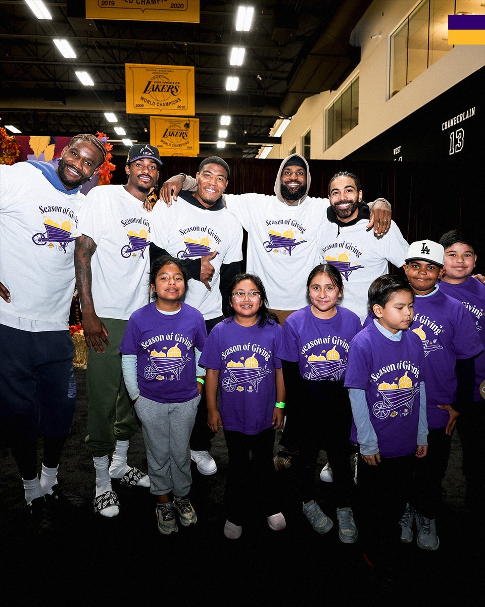 Lakers's tweet photo. Brought out some local kiddos for hoops &amp; holiday fun with the Lakers 🤗

@EastWestBank | Season of Giving https://t.co/daCiN9x7TV