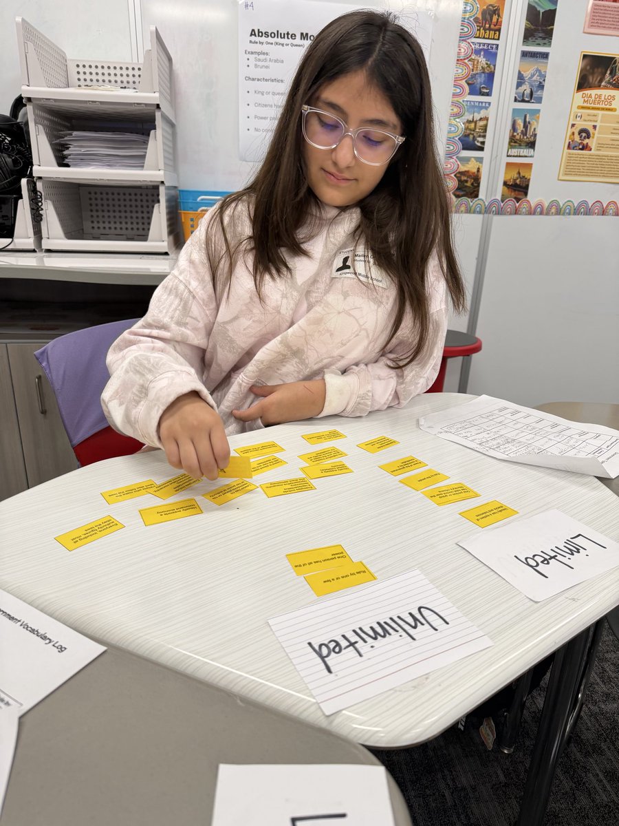 krisirenemiller's tweet image. World Cultures 6th graders were working hard and finishing the week strong ahead of Thanksgiving Break. Wrapping up our limited and unlimited government unit with a card sort review activity. #kmscougarpride #learningbutmakeitfun #interactivelearning @HumbleISD_KMS @humble_SocSt…