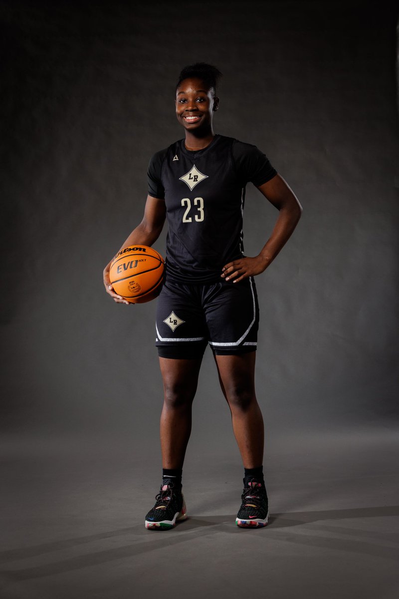 Jhnai Sumter tweet media