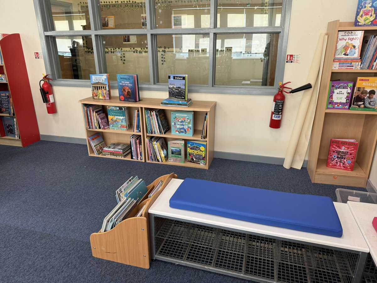 MrsLaytonpri's tweet image. A little sneak peek at the progress in our non-fiction section! 📚💙

Our Mini Librarians felt the library needed clearer zones for Fiction, Non-Fiction and Picture Books — and they’ve made it happen.

More furniture on the way… stay tuned! 👀✨@vincents_st @GlasgowLib