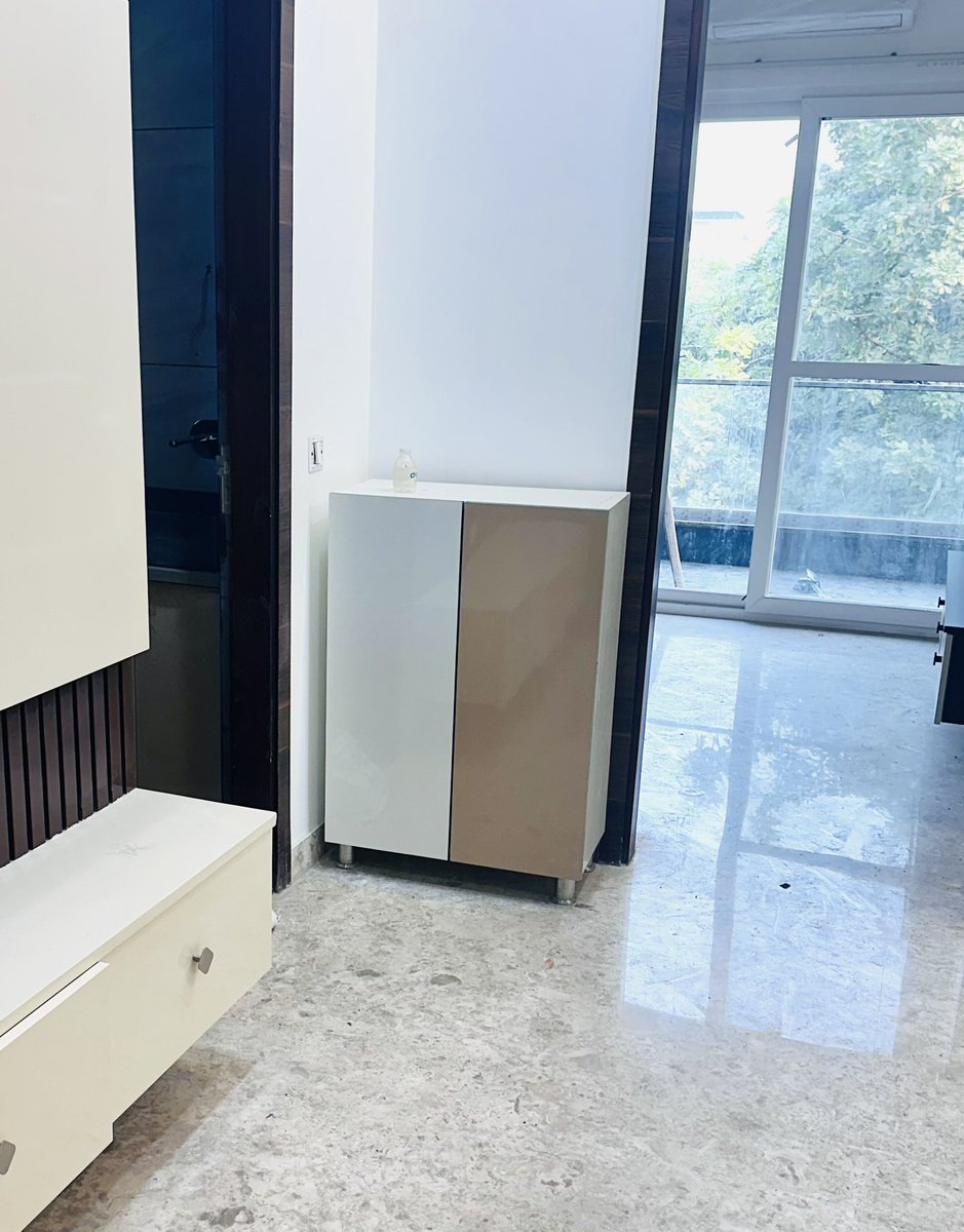 FrostedNotes's tweet image. My home designer just did this in the name of being aesthetic !!!!!

#InteriorDesign 
#fail 
#homedesign 
#homedecor