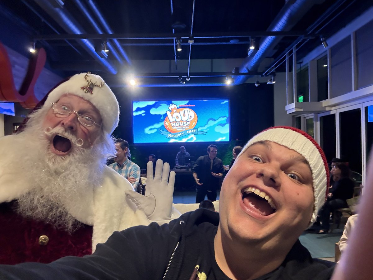 Happy Loud House Christmas Movie premiere day! It was a blast to be a part of this movie (even though I just did accounting lol). Hope you all enjoy it.
