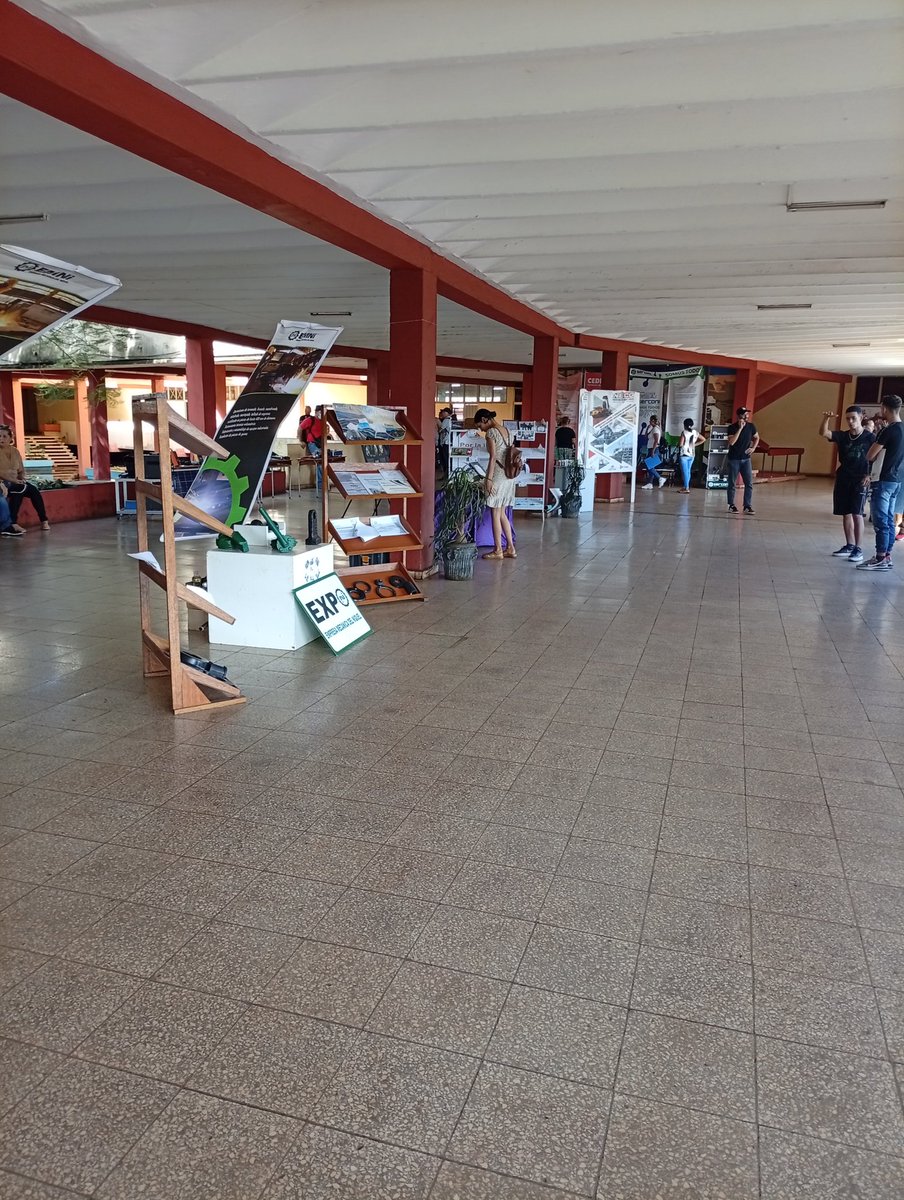 La <a href="/UniversidadMoa/">Universidad de Moa Dr. Antonio Núñez Jiménez</a> acoge la expoferia de organismos y empresas del territorio con importantes productos y tecnologías de alto impacto. Una vez más nuestra universidad siendo sede de importantes acontecimientos en la localidad. <a href="/AlietLam/">Aliet Lamorú Reyes</a> <a href="/yurisley_valdes/">Yurisley Valdes Mariño</a> <a href="/CubaMES/">MES</a>