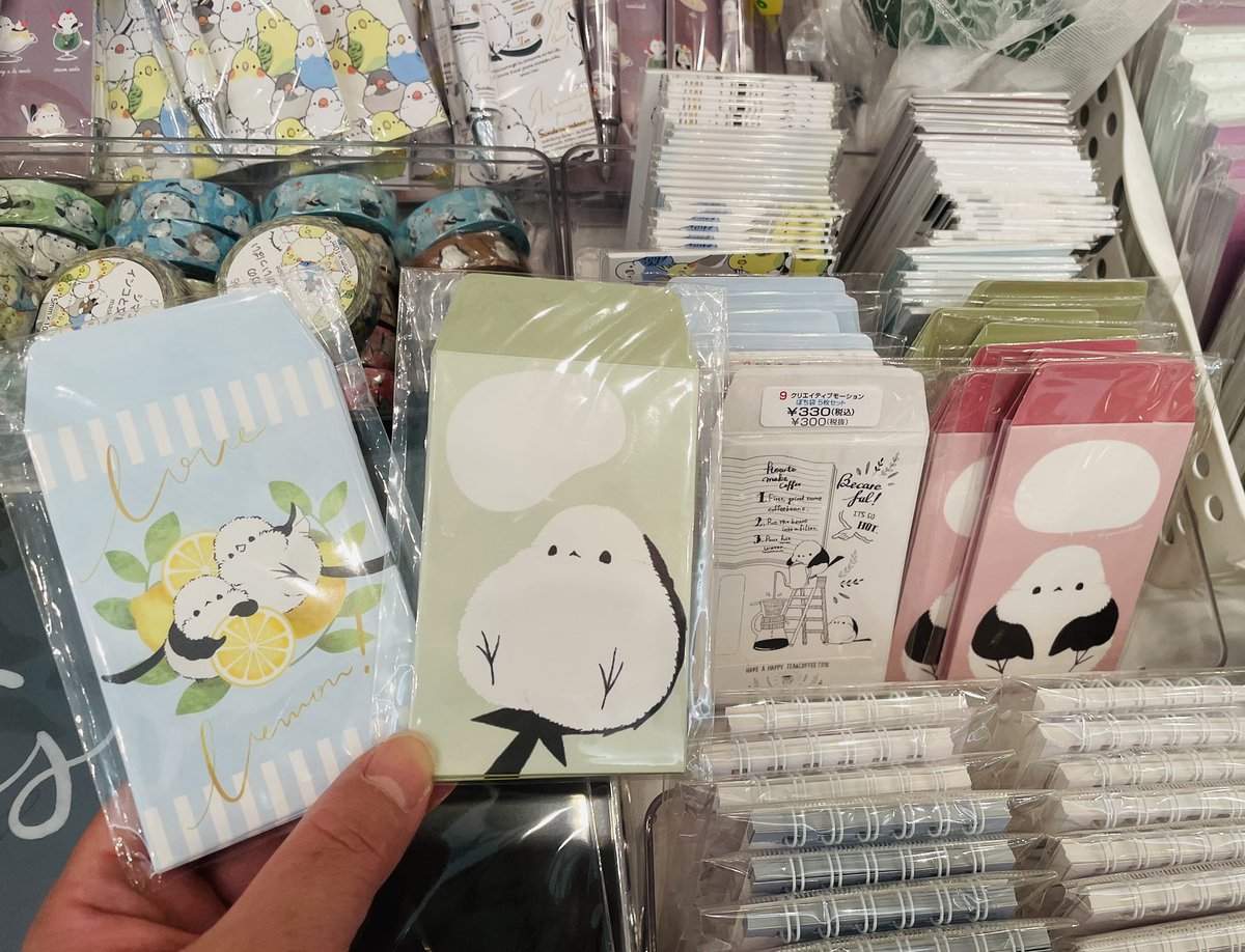 #鳥フェス札幌
委託作家さま
<a href="/cmanswer/">クリエイティブモーション</a> クリエイティブモーションさま
<a href="/piyonotebook/">ぴよ手帖｜シマエナガ雑貨</a>ぴよ手帖さまの
おくすり手帳、メモ帳、ポチ袋などなど
たくさんご用意いただきました。
#鳥フェス