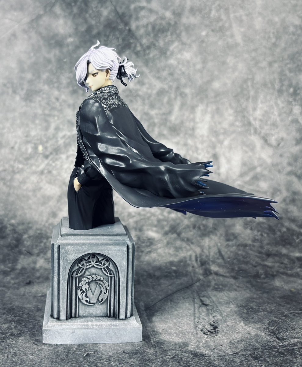 kogosepokapoka's tweet image. 12月1日(月)となりのモケイフェスティバル8のBOOTHのweb即売会に参加します。
概念礼装「喝采の焔」より巌窟王の胸像のキットを販売します。
あとオベロンも若干数再販します。
よろしくお願いします。
 #となモ8  #FGO