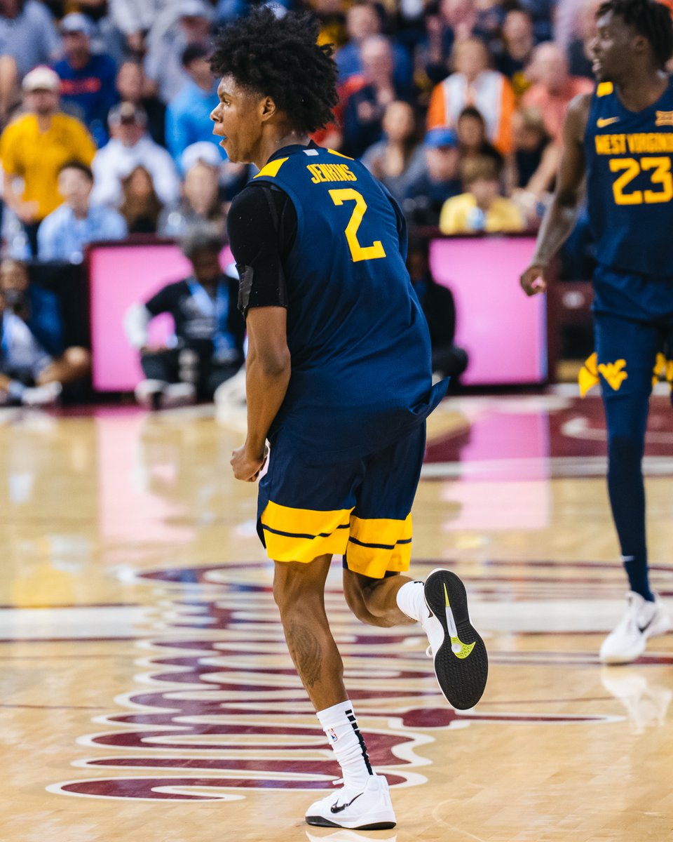 Largest lead of the ballgame 😤