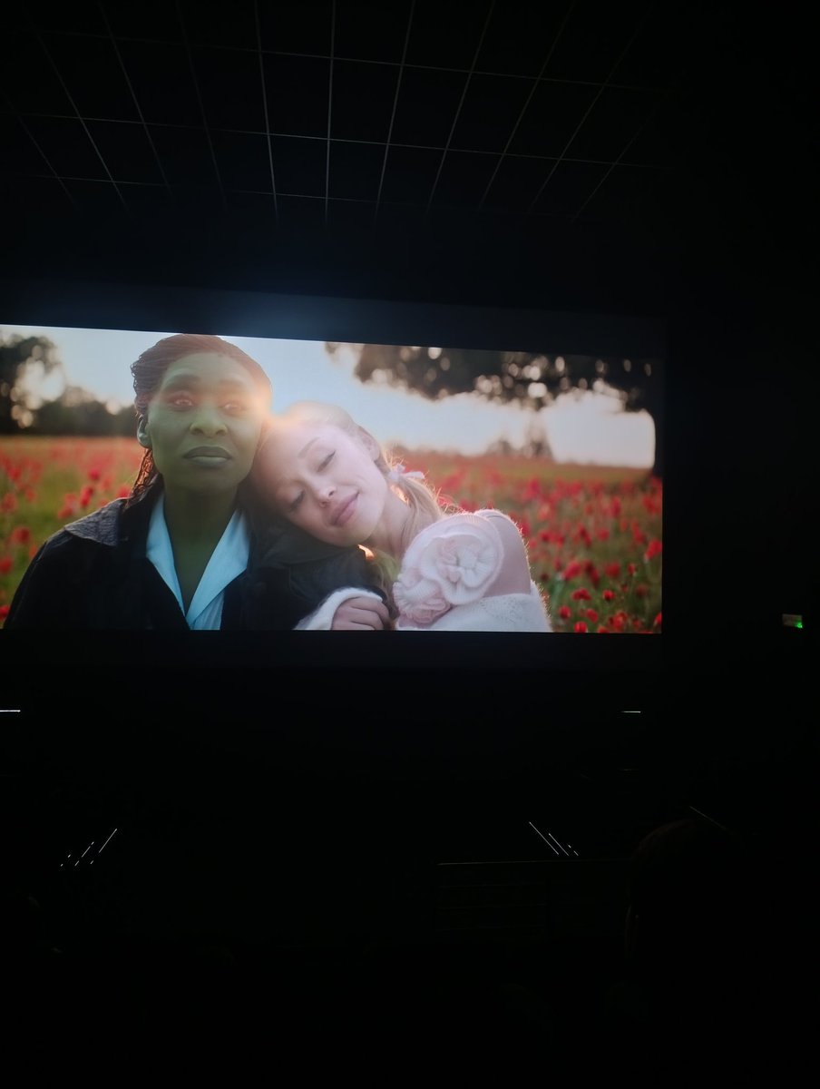 aleheca0's tweet image. MY FAVOURITE DOOMED YURI IN THE WHOLE UNIVERSE 💚🩷😭😭😭😭😭