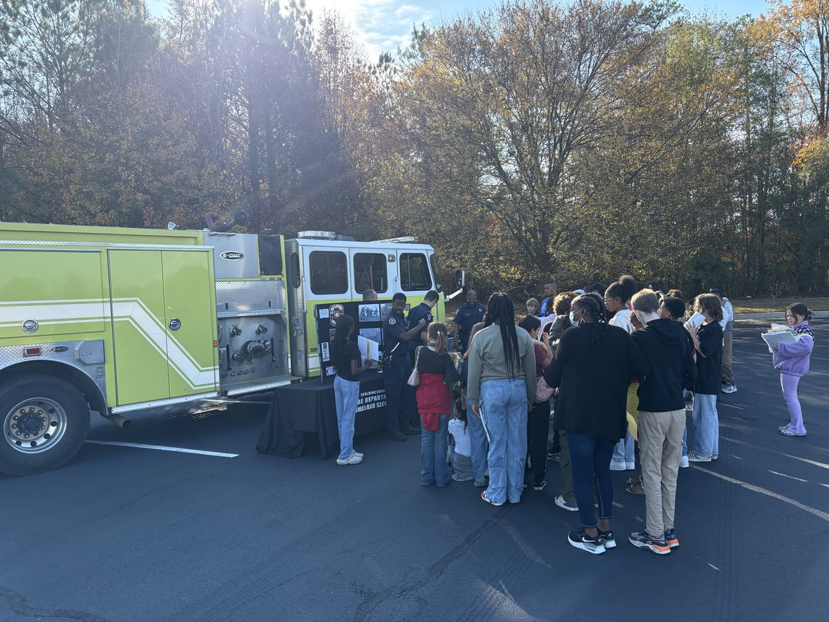 <a href="/CarverRoadMS/">Carver Road Middle</a> had a very engaging Career Day for their students. We appreciate all of the businesses, agencies and guest speakers that made the event a success. <a href="/GriffinSpalding/">Griffin-Spalding K12</a> = a great place to learn and work.