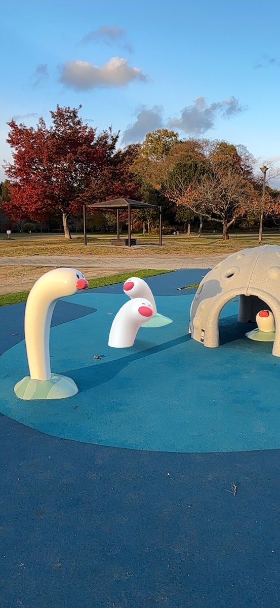 stardust_fanart's tweet image. 先日あおばさんトラベルでラプラス公園inかせぬまに行ってきました🛝

たまたま寒い日で小雨もぱらついたこともあり人が途切れた時間があってラプラスの遊具とウミディグダとAR撮れました🩵💜

恵まれた時でした
#ARofTheDay #GOsnapshot 
#ポケモンGO #ポケモンfit 
#ラプラス公園 #Lapras #ラプラス