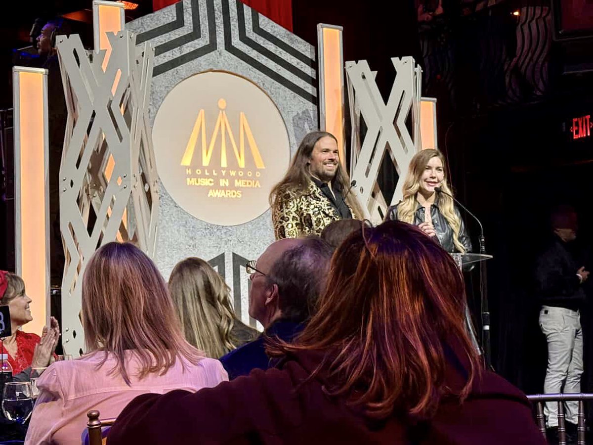 ObadiahBB's tweet image. We did it! @fortsofficial &amp;amp; I were absolutely unprepared for our #wutheringwaves song “Against the Tide” to win the Song - Console/PC category at the @HMMAwards this year. What a NIGHT! So grateful 🙏🥹

#composer #songwriter #vgm #wuwa #videogamemusic #soundtrack #videogame