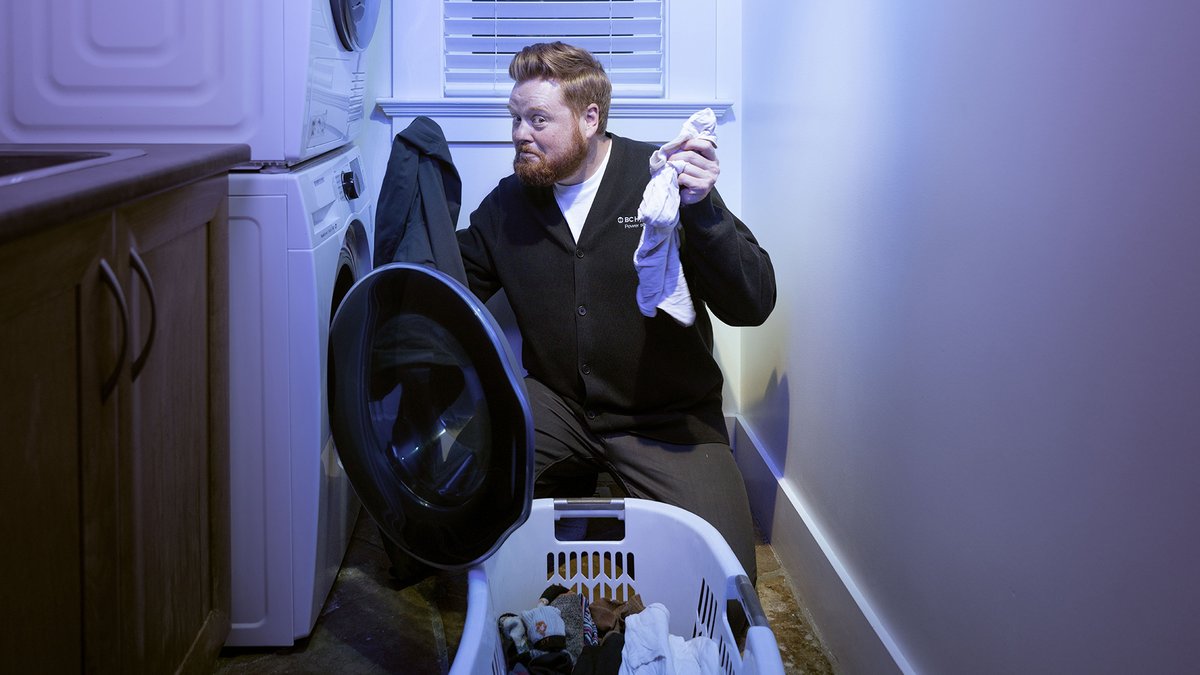 bchydro's tweet image. Save while you snooze! Shift some electricity use overnight and save with time-of-day pricing: bit.ly/4gWxGuH #PowerSmart