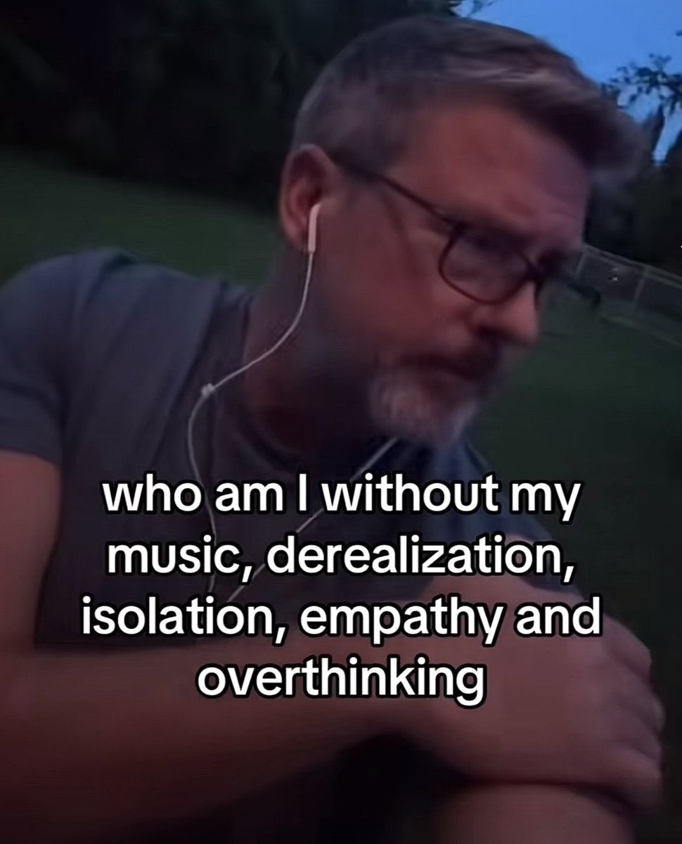 abrokensouI's tweet image. 