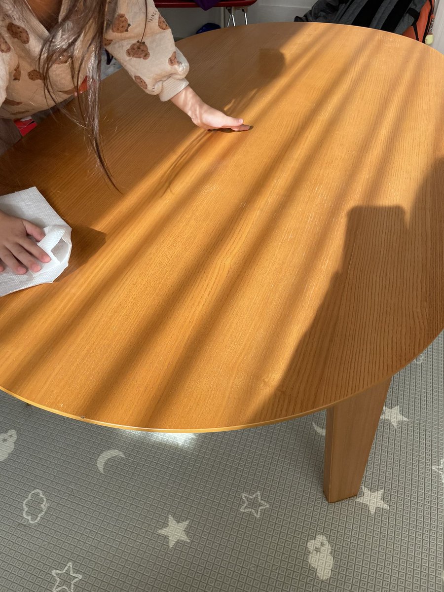 pascalcooooo's tweet image. 設置した（旦那が）🙌

洗ってる炬燵布団乾いたら完成。出すの3年ぶり。