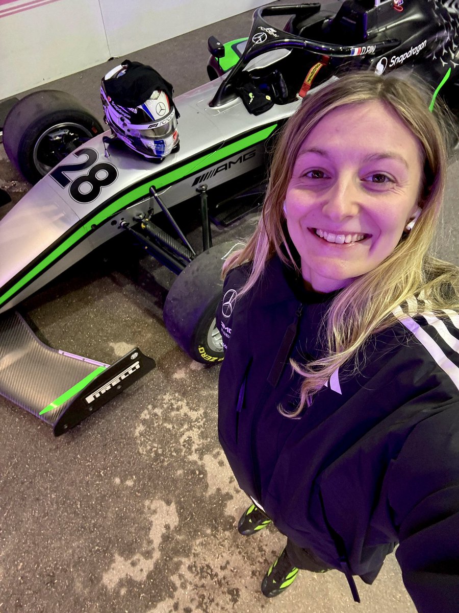 DorianePin's tweet image. Ready for Race 1 👊🏼 Let’s go!

#F1Academy #LasVegasGP