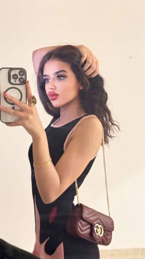 مافي شي احلى ننهي يومنا بخضوع و طاعة لعماتنا العظيمات #عمه_الكلاب #عمه #عمه_عنيفه #عمه_للكلابُ #معصيتي_رحتي #معصيتي_رحتيًِِِ #معصيتي_رحتيًِِِ #ديوت_بدويٌّْ