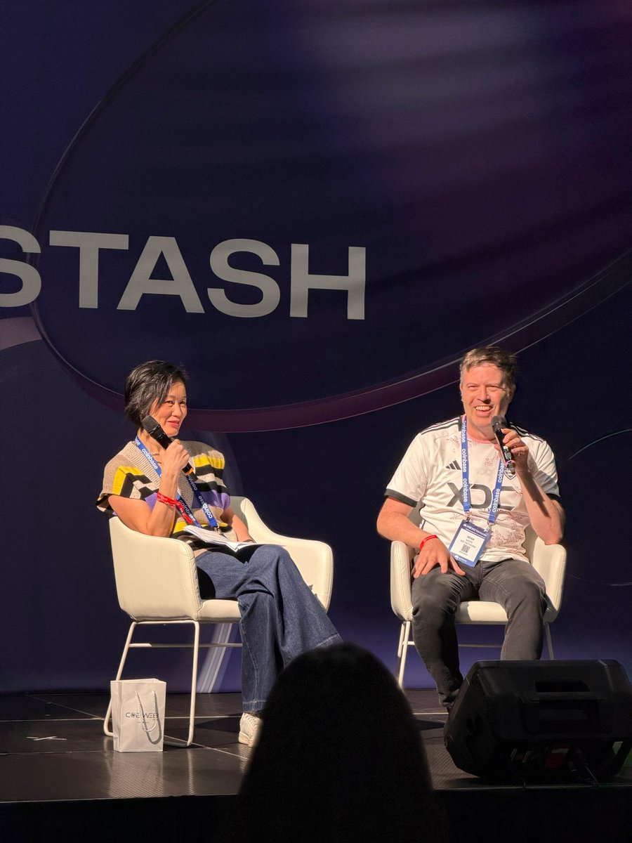 CloudTechGrp's tweet image. Our General Manager, Lucia Uen is joined by Sean White of XDC Network as they cover #blockchains complicated coming of age at the Australian Crypto Convention 💪📸

Come say hi to Lucia or Sean at our CobWeb Pay Booth #5 🕸️