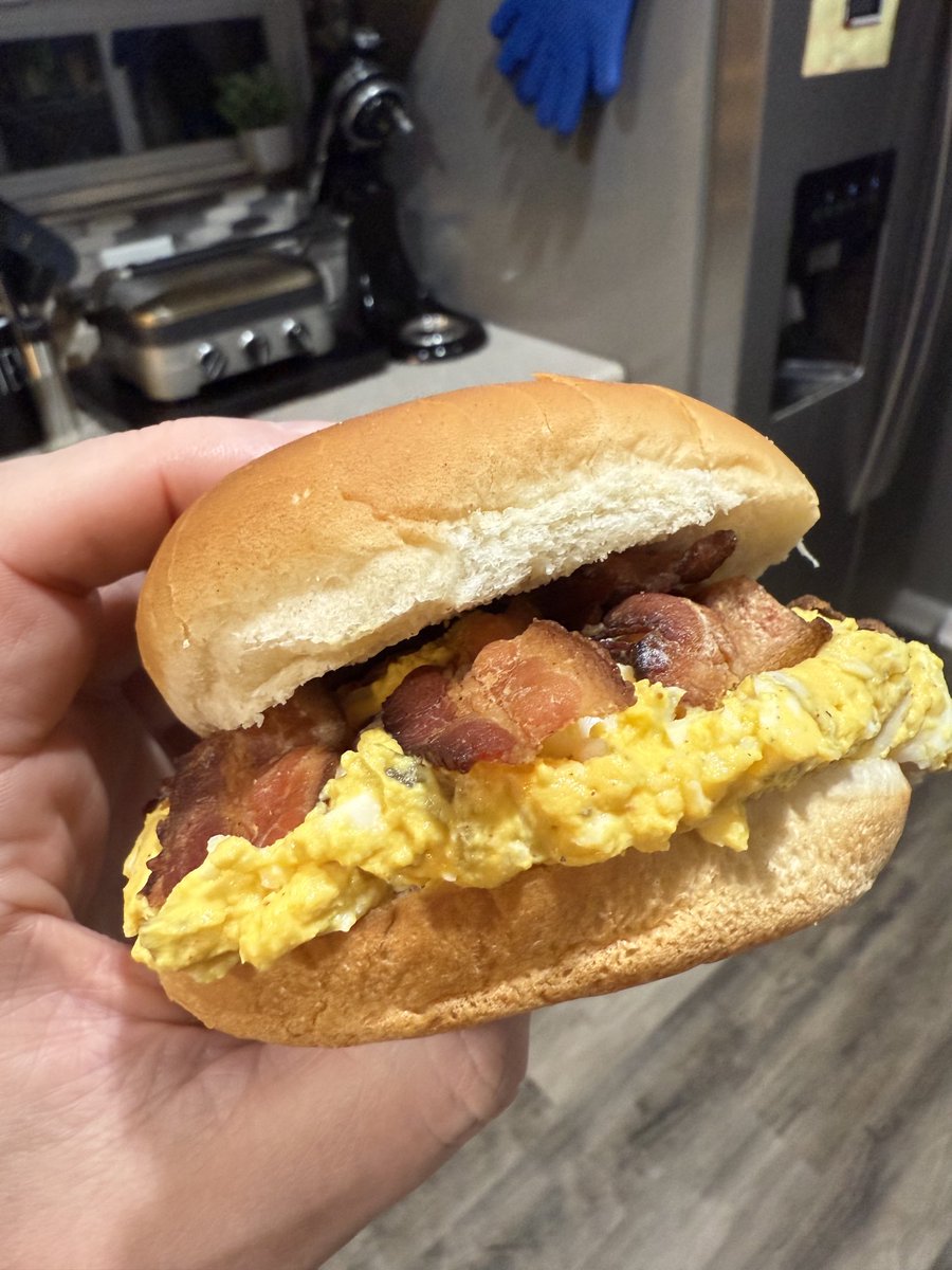 crematedalive's tweet photo. Egg salad and bacon https://t.co/CCNrZJRXRG