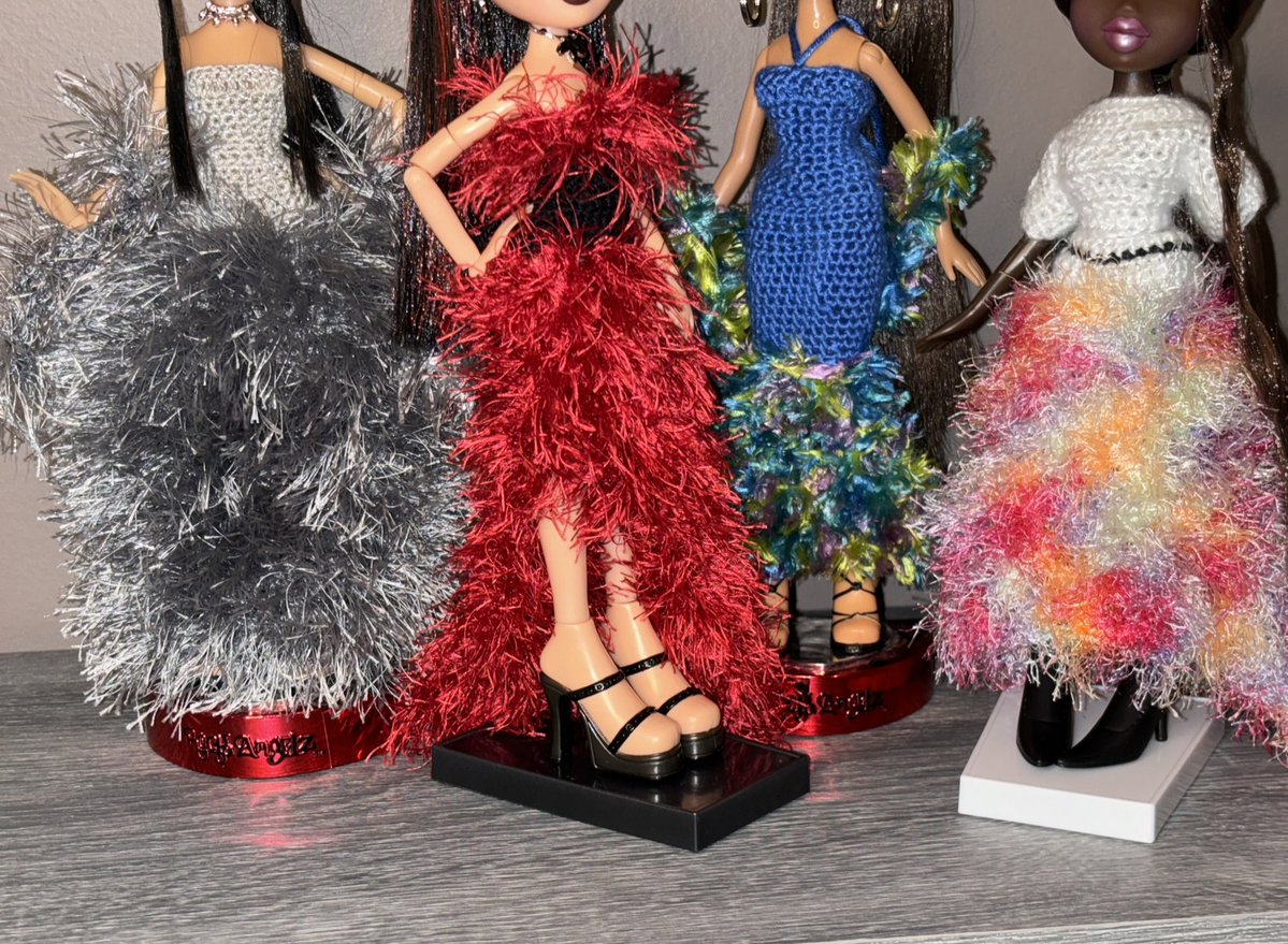 bloomingkyu's tweet image. newest bratz collection 😁🤍 sososo happy with how it came out (and making more already)