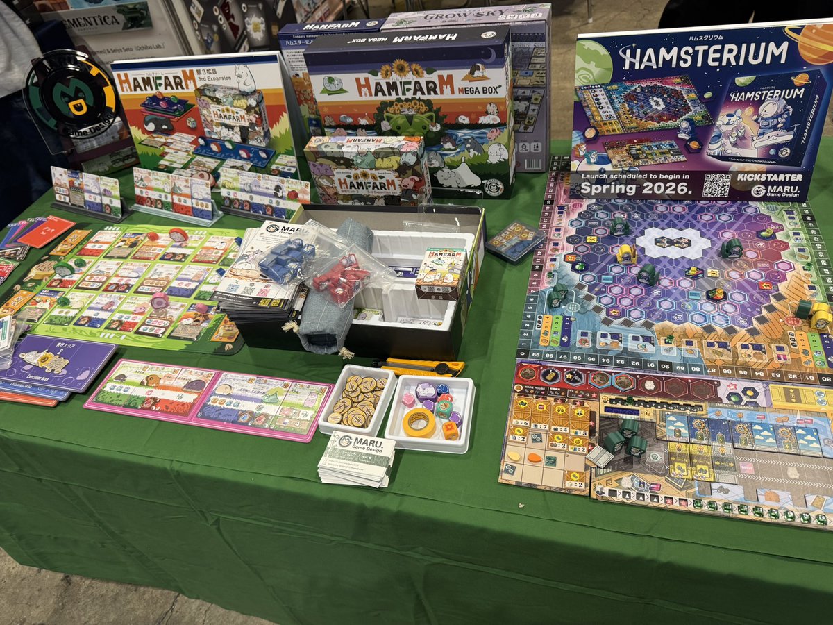 knkc_724's tweet photo. エリア84にてお手伝いしてます！
遊びにきてね🍊🎲
#ゲームマーケット2025秋 https://t.co/vPjJQnyvEA