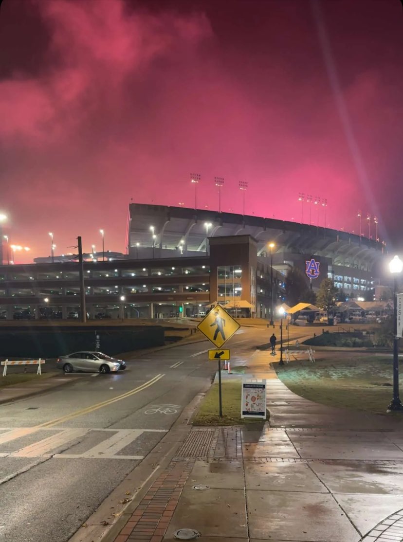 JPScottIV's tweet image. Some sacrifices being made at JHS tonight. Bama might be cooked.