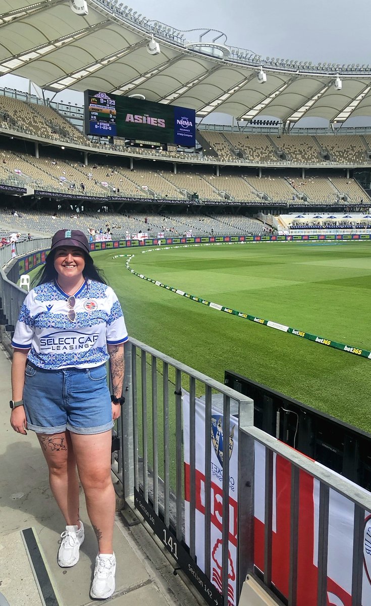 MissBeckaEllen's tweet photo. Ding Down Under for Day 2 💙🤍 #readingfc #Ashes https://t.co/GxUq2pdipS