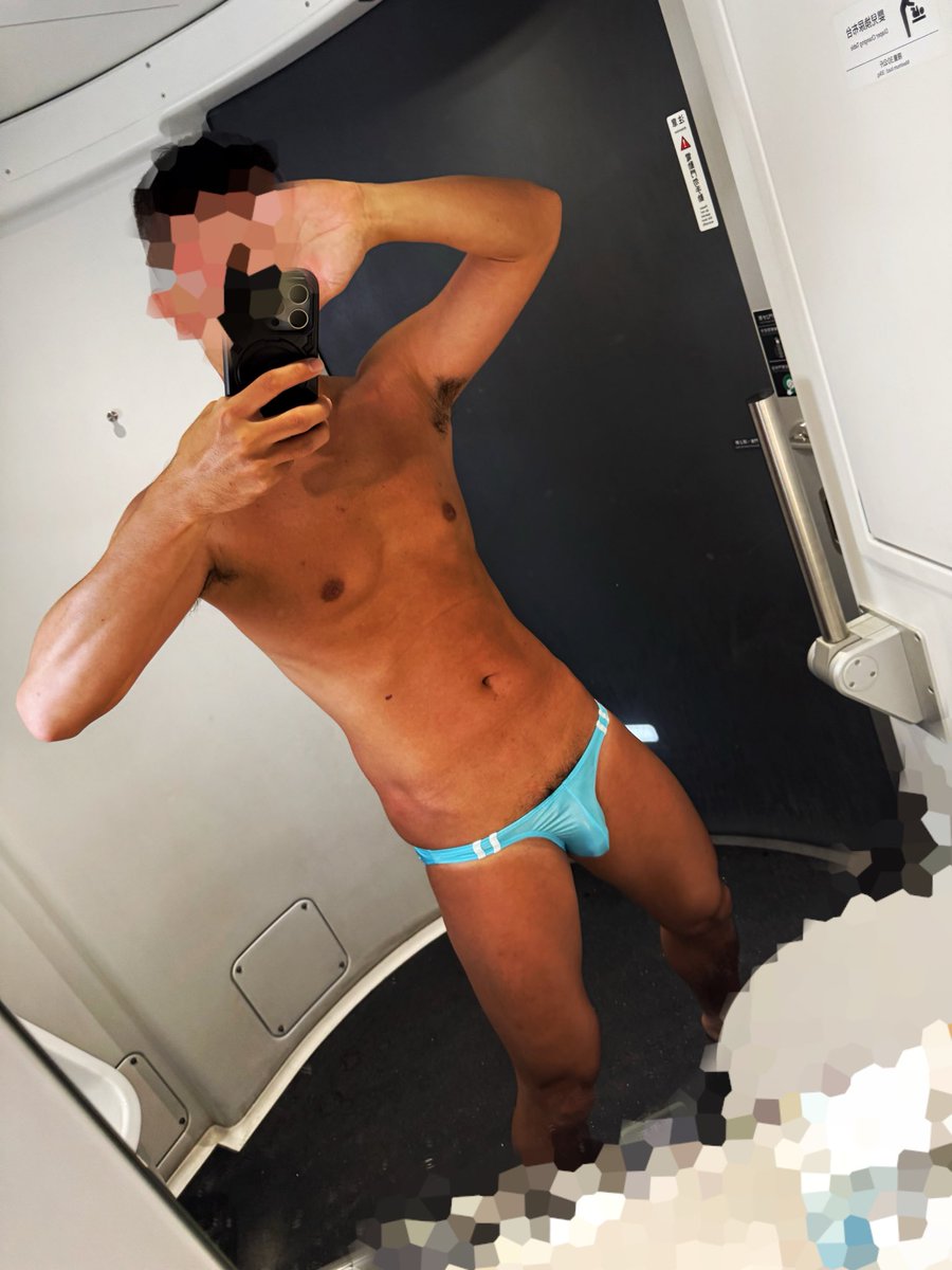 出遊了☀️
一起來玩嗎🥵