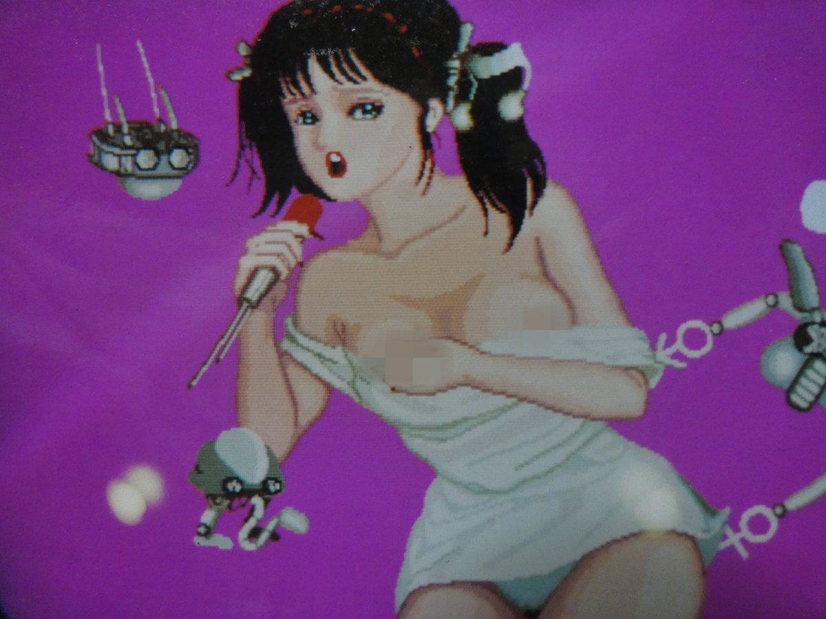 bettymodel22's tweet photo. 伝説の花札ゲーム🎴で
ラストに登場するアイドルちゃん
ゲームが稼働していた1988年当時は
この髪型のアイドルはまずいなかったけど
設定年の2010年はアイドル戦国時代で
良く見る様に···
絵師の先見の明がスゲェ!😳
もう1枚あるけど、取りあえず自粛で😅
#いいツインテールの日
#華の舞
#DYNAX https://t.co/U32AwYd2Po
