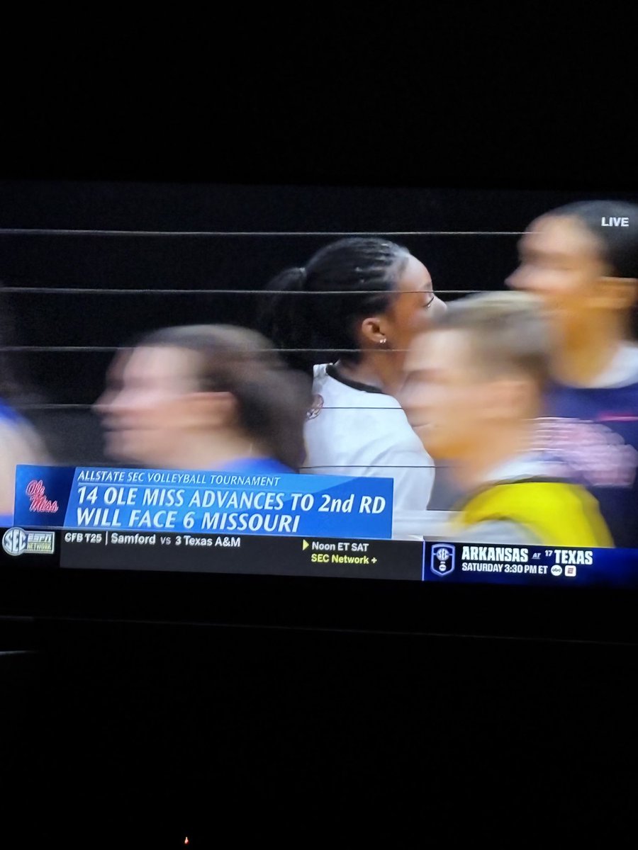 Way to go ⁦<a href="/OleMissVB/">Ole Miss Volleyball</a>⁩ !!!