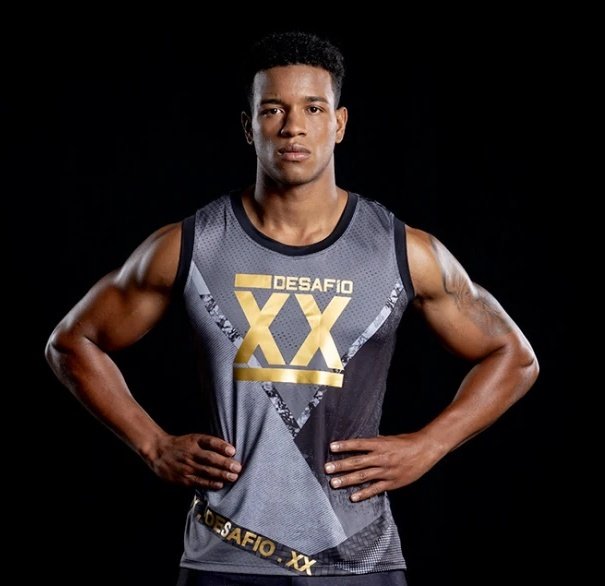 deivid14161's tweet image. Podrá hablar mondá, ser egocéntrico, pero en pista y competencia siempre lidera.

Otro tiene el ego en las nubes y lo habitual es que vaya de tercero o le llega lo pecho frío.