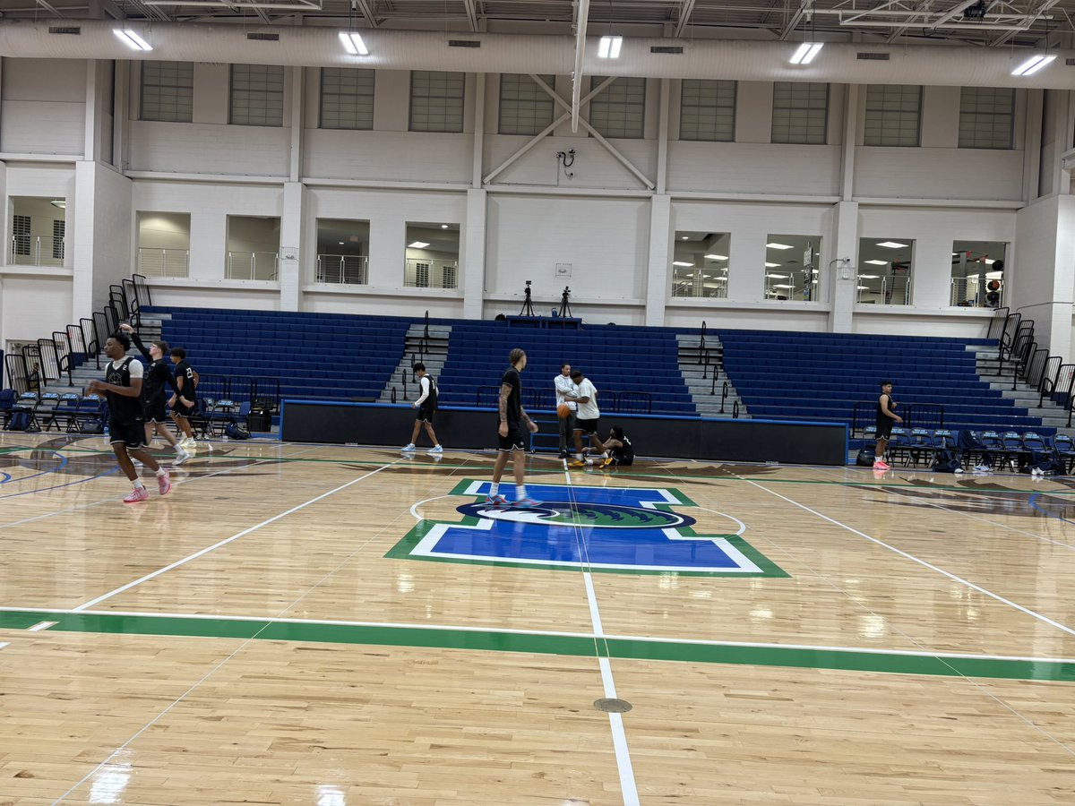 HPU Men's Basketball tweet media