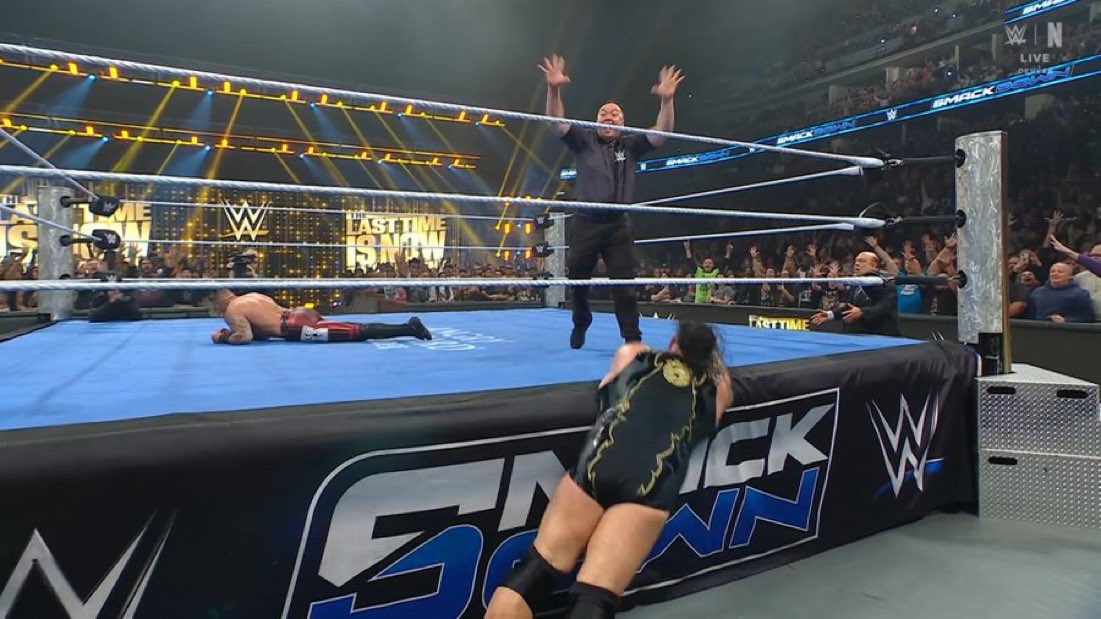 Carmelo Hayes defeats Bronson Reed to advance in ‘The Last Time is Now Tournament.’

#SmackDown