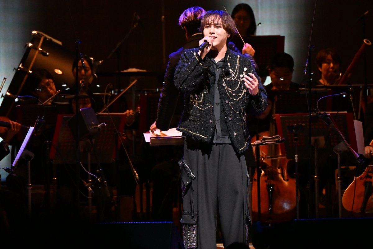 Lwtorchestra's tweet image. #3連休 素敵な歌声と過ごしてみませんか？
#BUDDiiS の #KEVIN とオーケストラの
コラボレーション #見逃し配信 中
t.unext.jp/r/love_orche

Love with the orchestra
 -Weibo Japan Special Night Winter 2025-
U-NEXTライブ配信
2025年11月25日（火）23:59　まで
多彩なアーティストも登場！
#Lead…