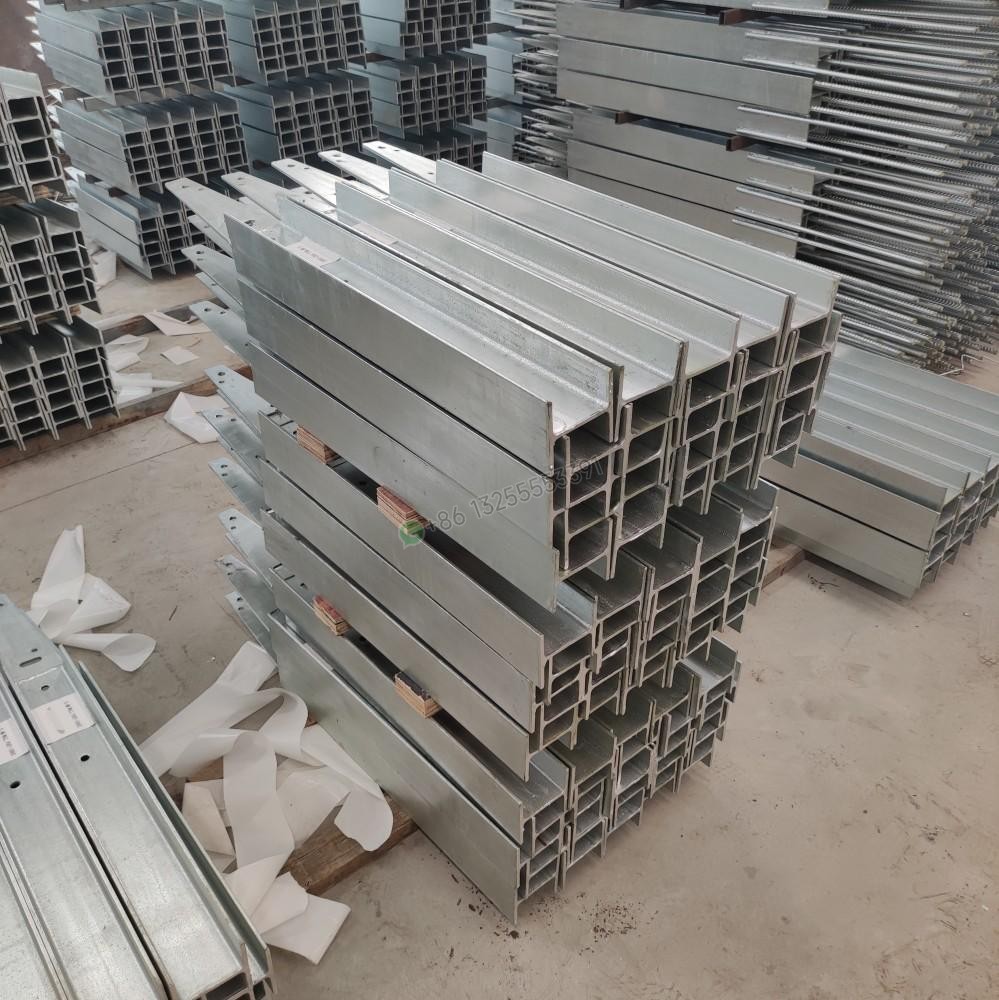 hackuswang's tweet image. Manufacturer of AS4680 Retaining Wall Posts.
Core Products:
✔UC &amp;amp; PFC
✔Standard &amp;amp; Custom Sizes
✔Pre-welding of brackets (as pictured) &amp;amp; custom fabrication
#Manufacturer #DistributorsWanted #SteelProducts #ConstructionIndustry #AS4680  #retainingwall #retainingwalls